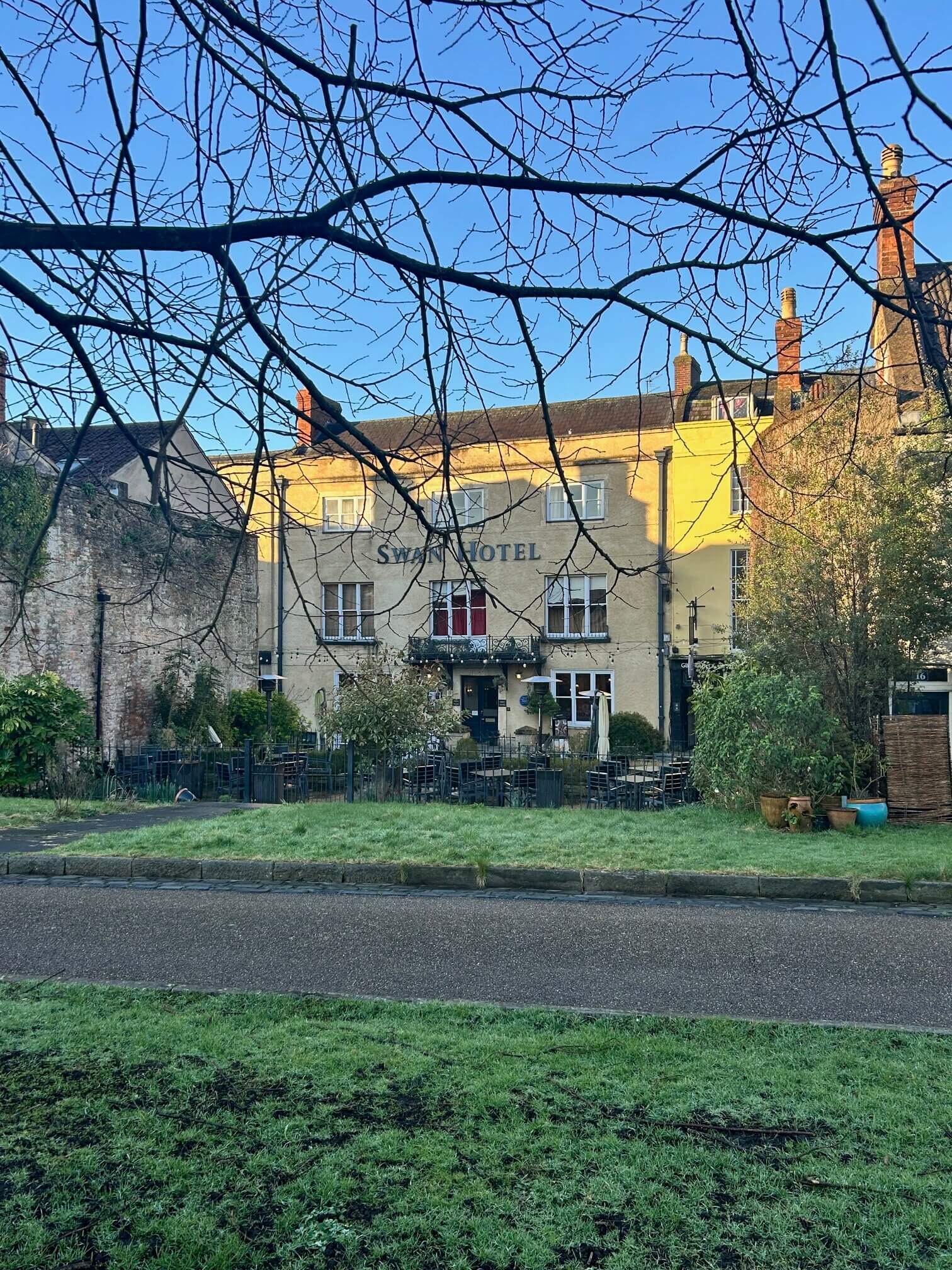 The Swan Hotel Wells A Wells Icon rotated