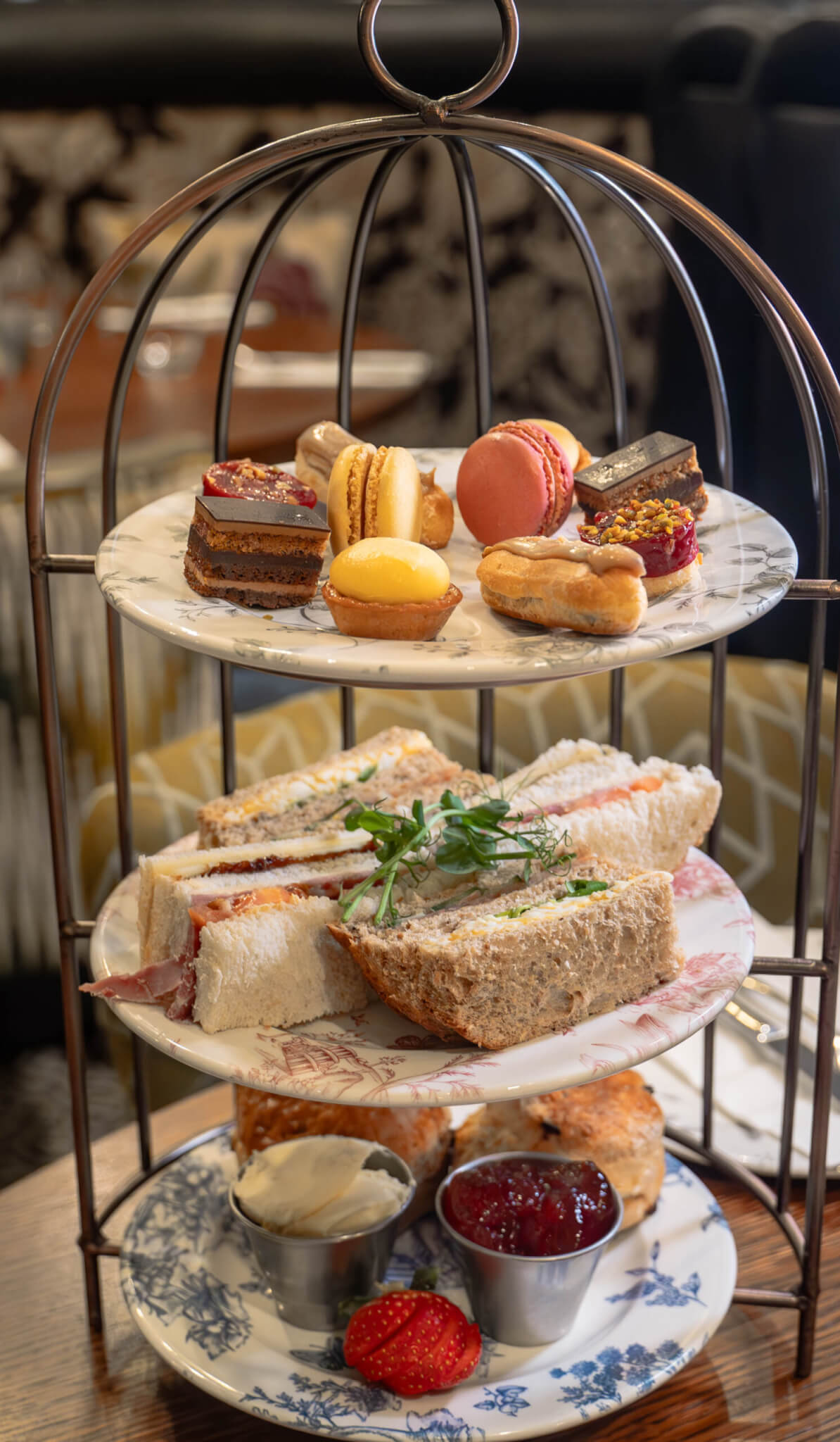 best pub food wells food and drink scaled
