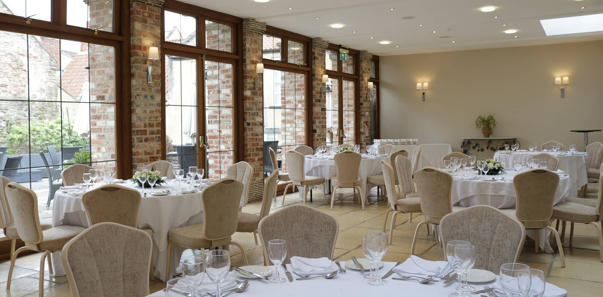 intimate weddings Swan Wells scaled